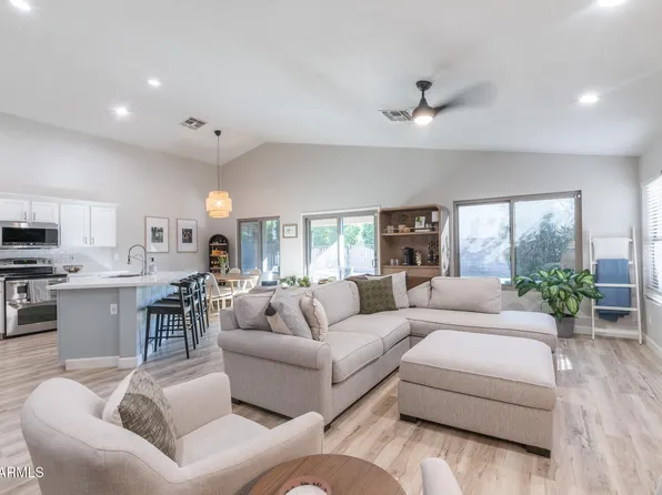 2881 E LA COSTA Drive, Chandler, AZ 85249