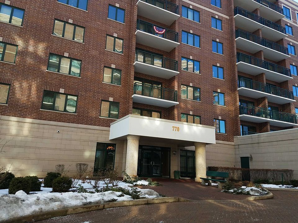 1st image of 770 Pearson St #2-802
