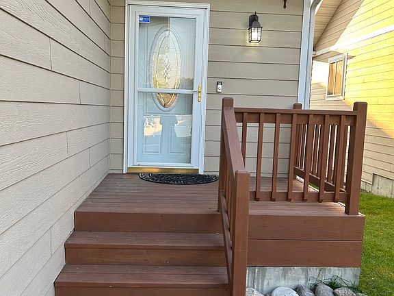 2nd image of 1620 38th St W