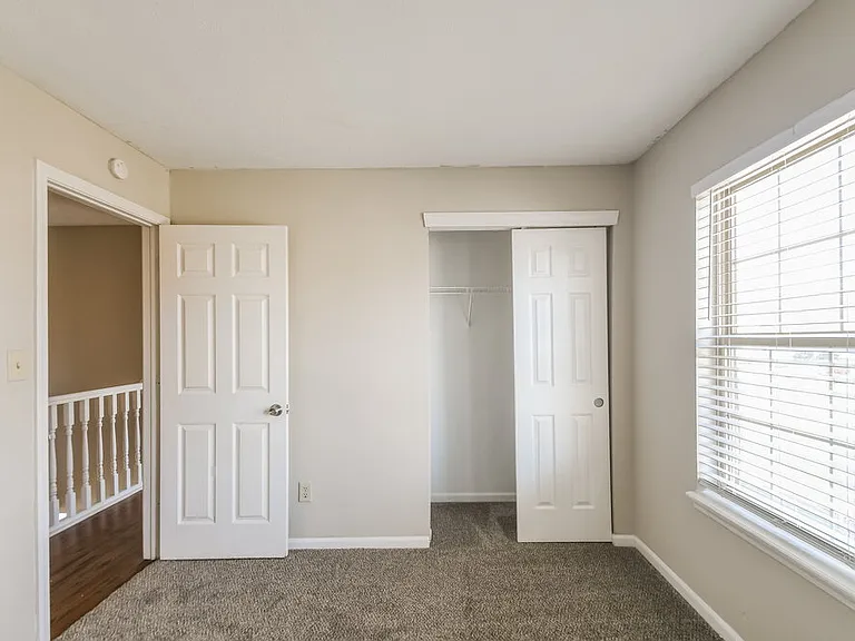 5805 Tanager Ln — Photo 17