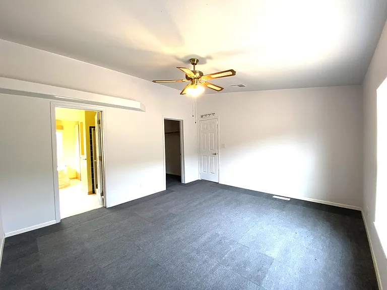 27 Hillcrest Rd — Photo 18