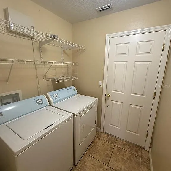 5111 Ironsides Ct — Photo 32