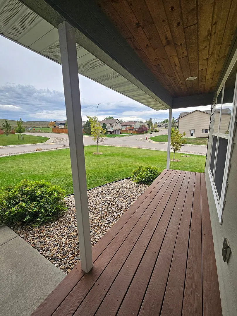 4 Bed | 3 Bath | Double Garage | Pet Negotiable | Auburn Hills — Photo 4