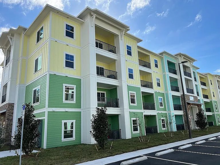 Grand Oak Apartments — Photo 19