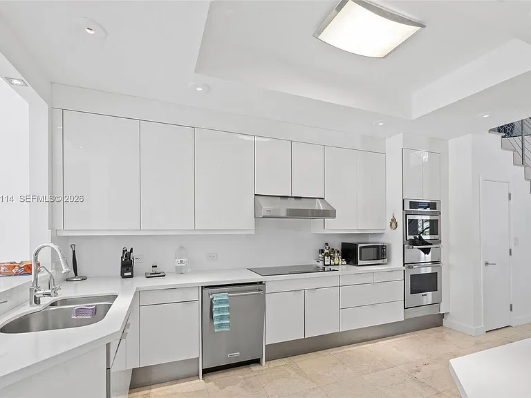 21103 NE 38th Ave — Photo 15