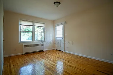 Rented by Bouklis Group