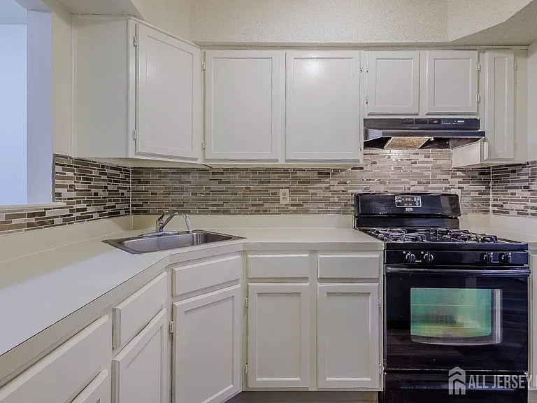 139 Baron Ln — Photo 11