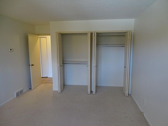 2nd image of 2112 Acacia Park Dr