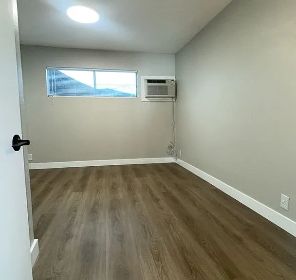 239 W Philadelphia Ave #6 — Photo 8