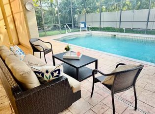3830 SE 10th Pl, Cape Coral, FL 33904