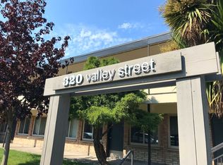 320 Valley St APT 1, Seattle, WA 98109