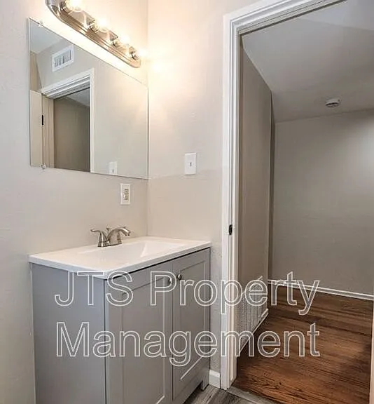 6565 S Land Park Dr — Photo 31
