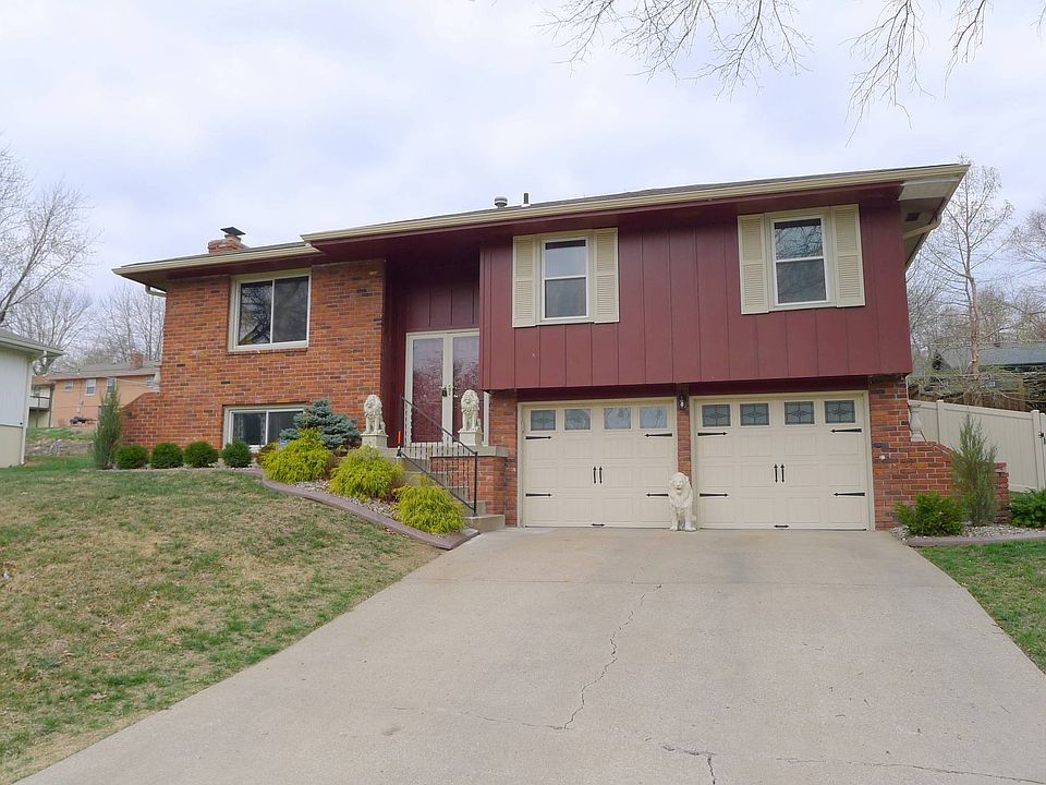 1st image of 8708 E 58th St