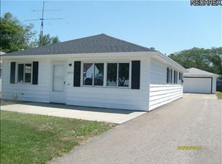 4935 Wake Robin Rd, Mentor, OH 44060