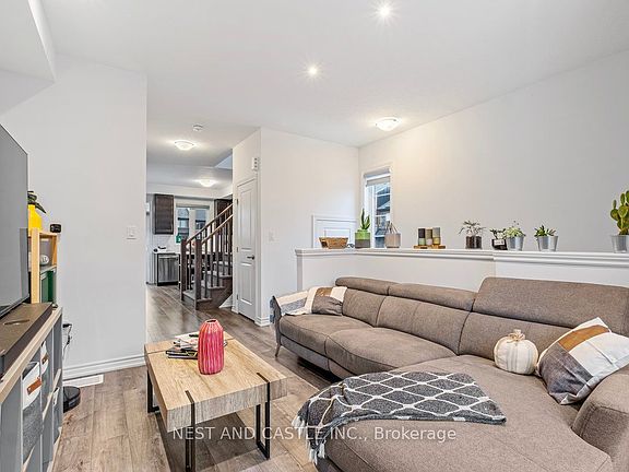4th image of 61 Soho St #96