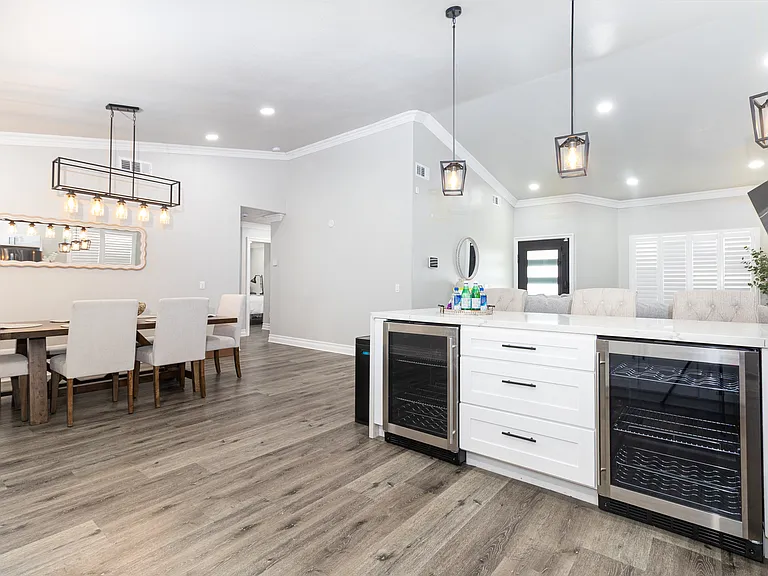 4302 Shetland Ln — Photo 11