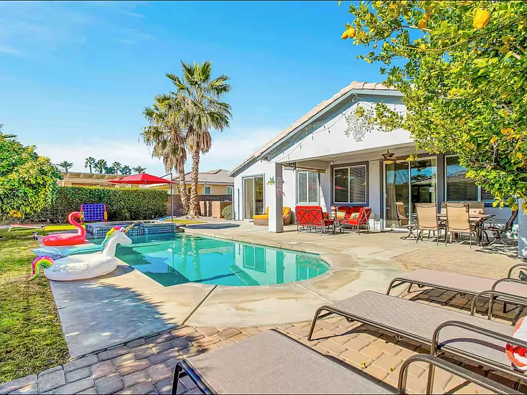 80813 Megan Ct — Photo 1
