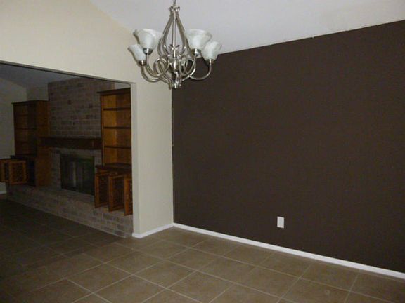 4th image of 4910 Brinkwood Dr