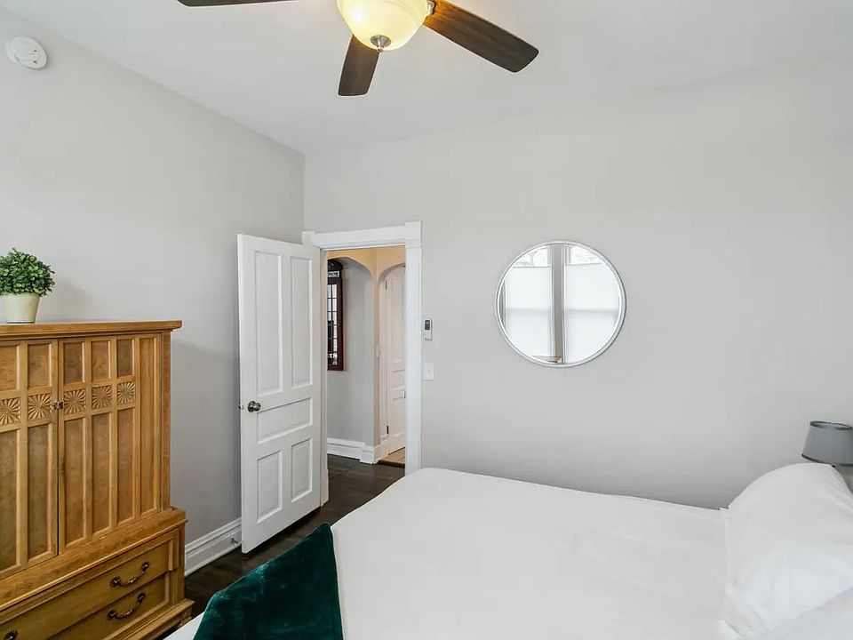 1st image of 311 W Park Ave APT 1