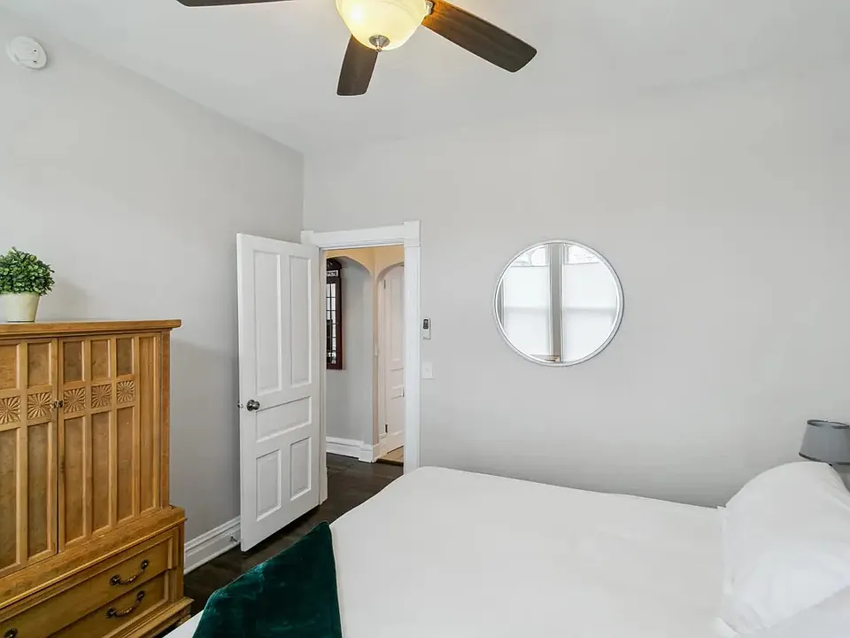 311 W Park Ave #1