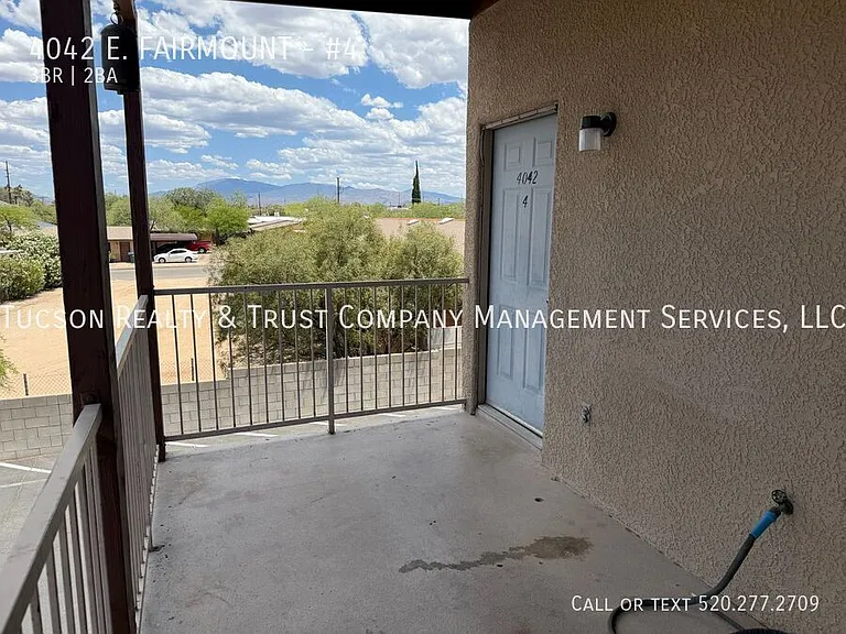 4042 E Fairmount St #4 — Photo 1