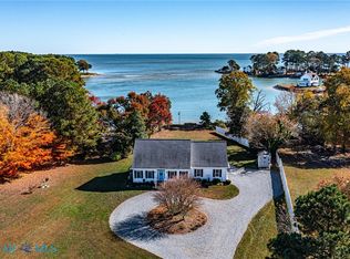 2285 Fleeton Rd, Reedville, VA 22539