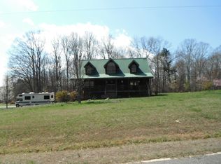 185 Countryside Rd, Harmony, NC 28634