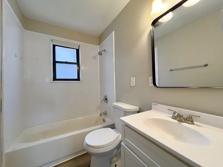 4232 Jennings Station Rd — Photo 16