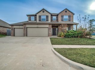 11232 NW 105th St, Yukon, OK 73099