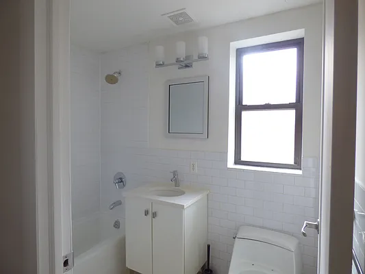 Rented by Property Link Mgmt, LLC | media 12