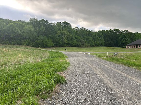 5th image of 3 E Thunder Rd