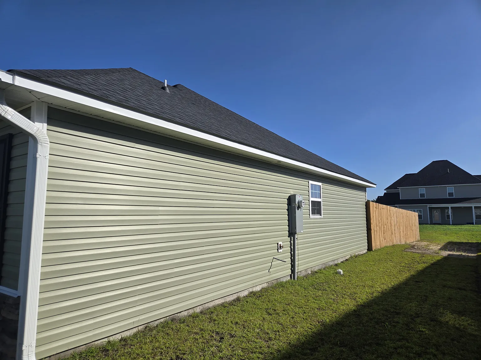 432 Montgomery Drive — Photo 3