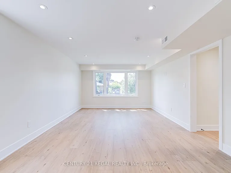 171 Gamma St #2 — Photo 4
