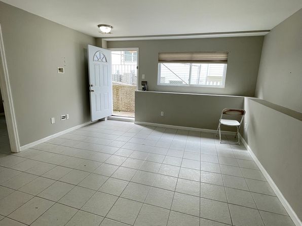 103 Excelsior Ave