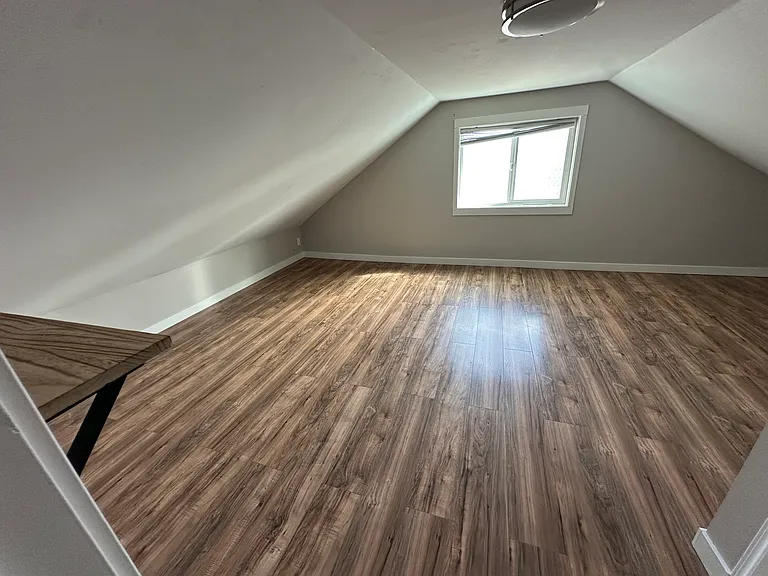 bedroom upstairs