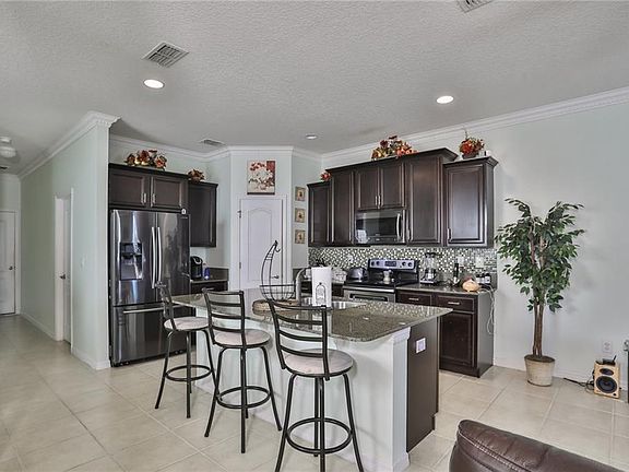 5th image of 9018 Sienna Moss Ln