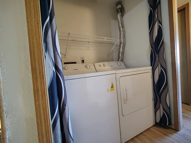 1075 S Elkhart Way #301 — Photo 5