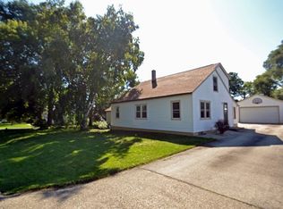 2837 Sunrise Rd, Racine, WI 53402