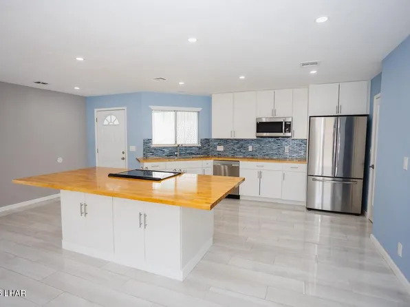 2290 Seabring Dr, Lake Havasu City, AZ 86403