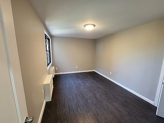 4th image of 831 Bartholdi St APT 3L
