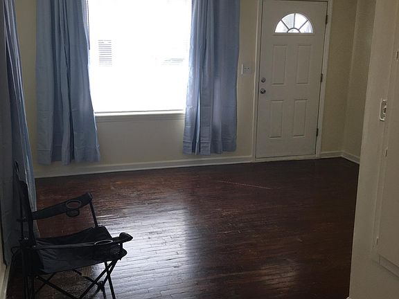 living room new wall paint in house