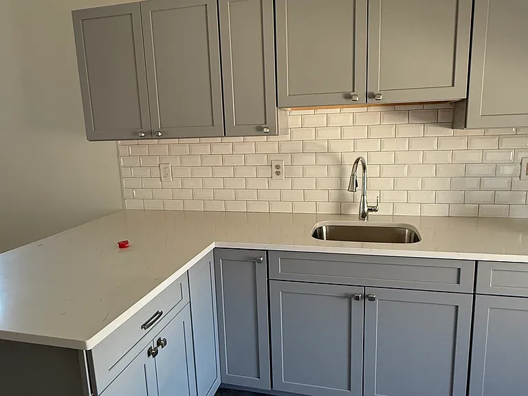 77 N 14th St #2 — Photo 6