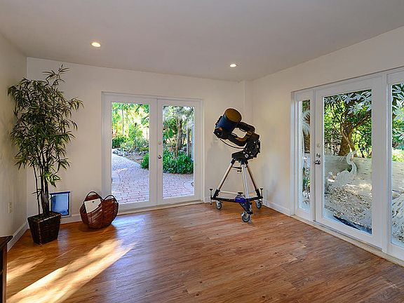 2nd image of 238 Pueblo St