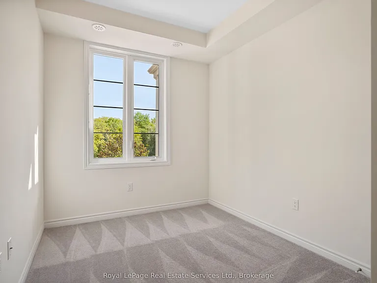 383 Dundas St E #68 — Photo 21