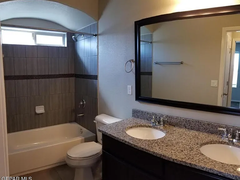 14929 Tim Hardaway Dr — Photo 8