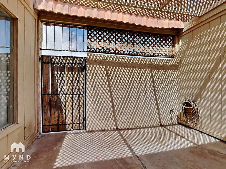 5100 N Miller Rd #23 — Photo 19