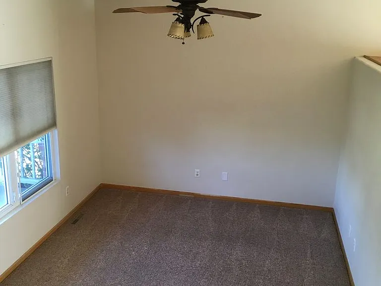 3103 Summit Ct — Photo 9