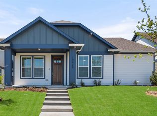 10820 Eva Mae Blvd, Grand Prairie, TX 76065