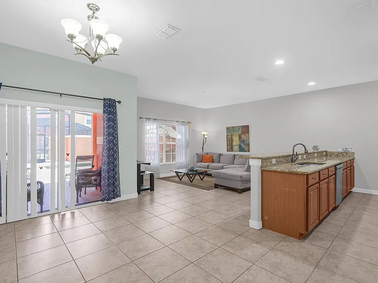 2935 Buccaneer Palm Rd — Photo 24
