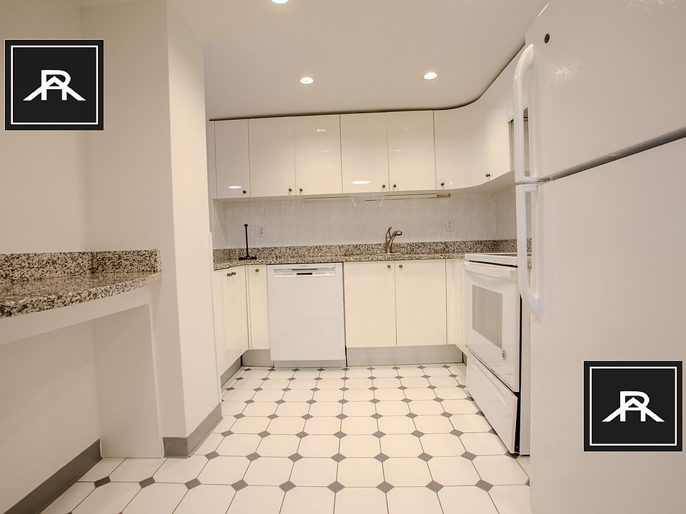 1st image of 41 Longwood Ave #504